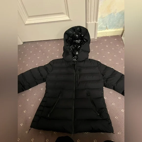 Moncler Herbe Stretch Nylon Hooded Puffer Jacket - Picture 5 of 12